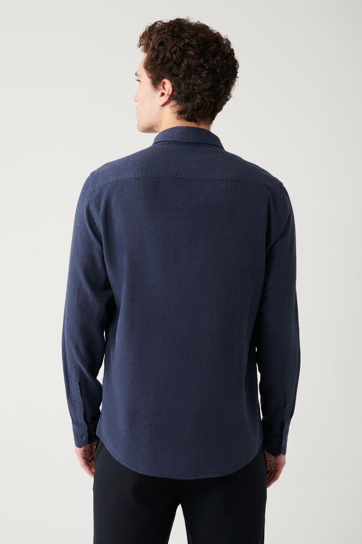 Men's Navy Blue button collar 100 %cotton shirt B002033