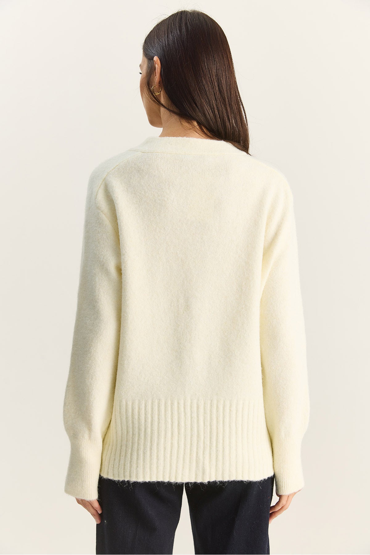 Women's V-Neck Stone Buttoned Pocket Soft Textured Knitwear Cardigan 2444 60283874