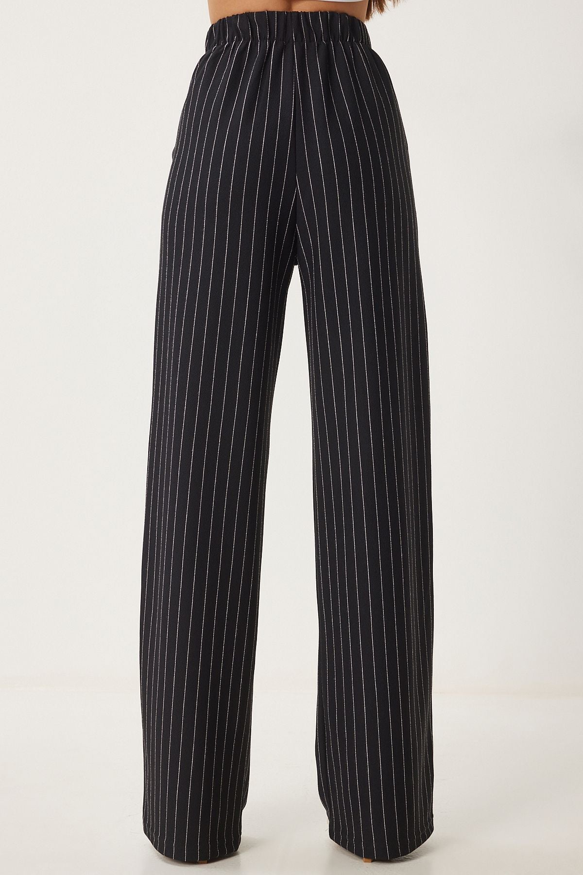 Female black striped comfortable weaving pants to00158