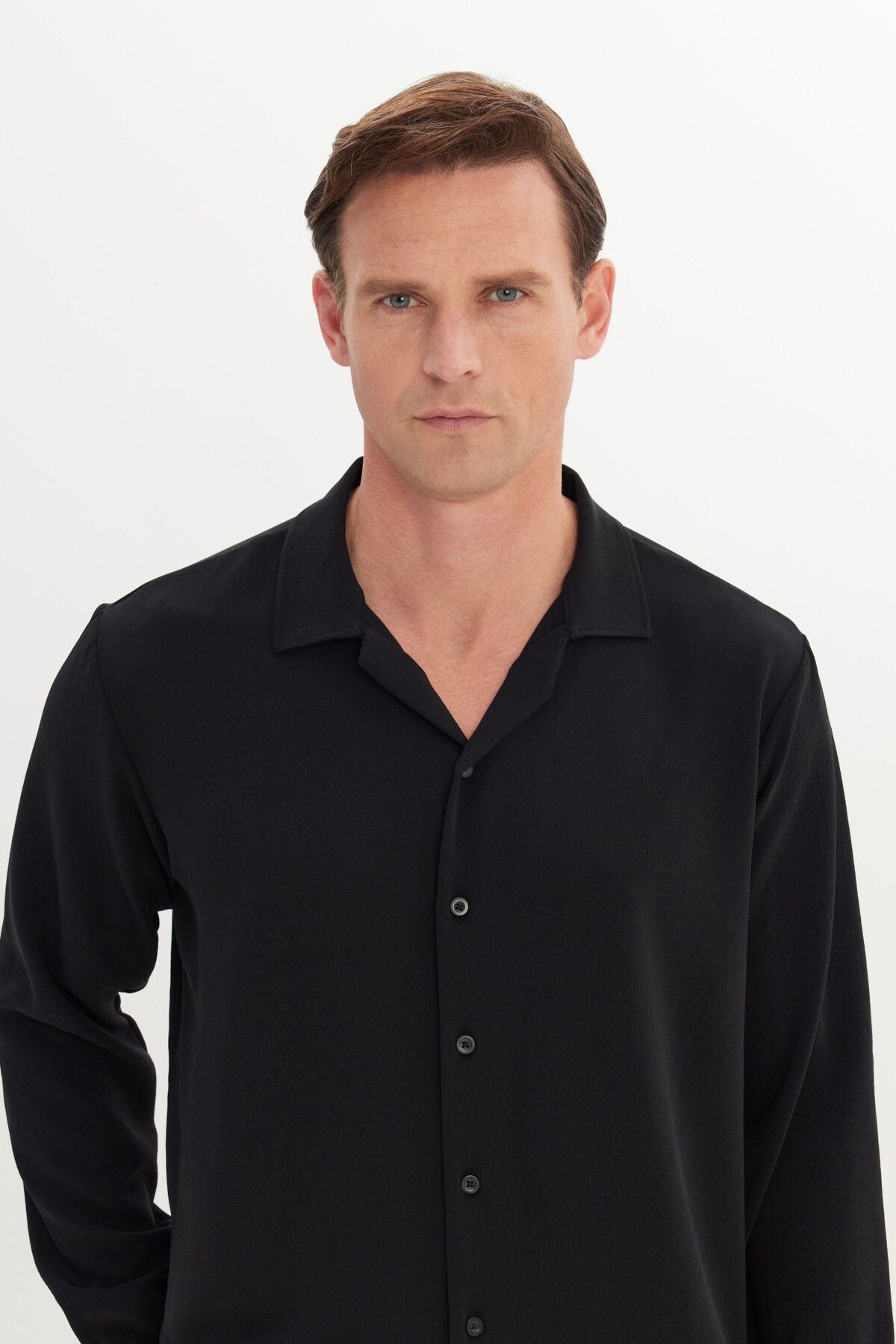 Men's black comfort fit comfortable cut hawai collar jacquard shirt