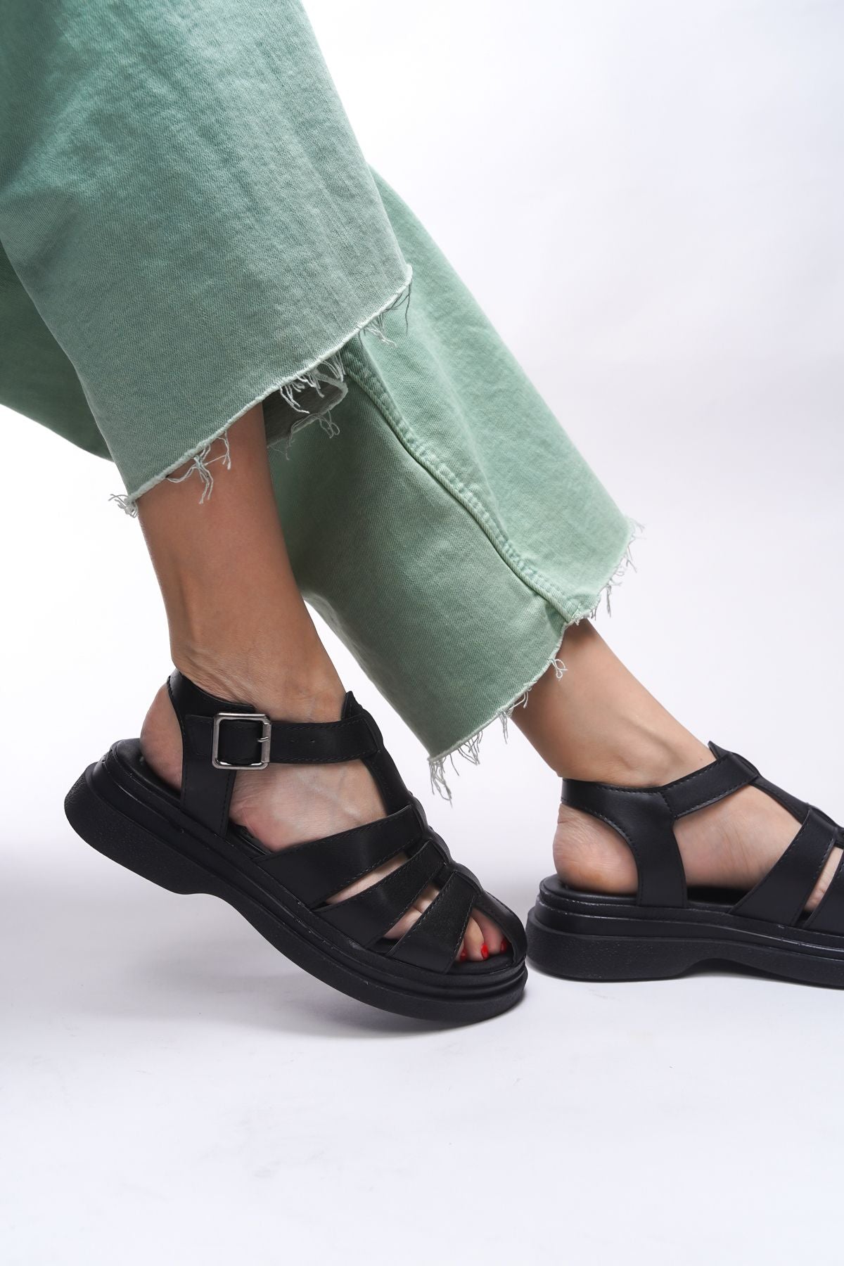 Rellynthi Women's Sandals 0012700 Black Skin
