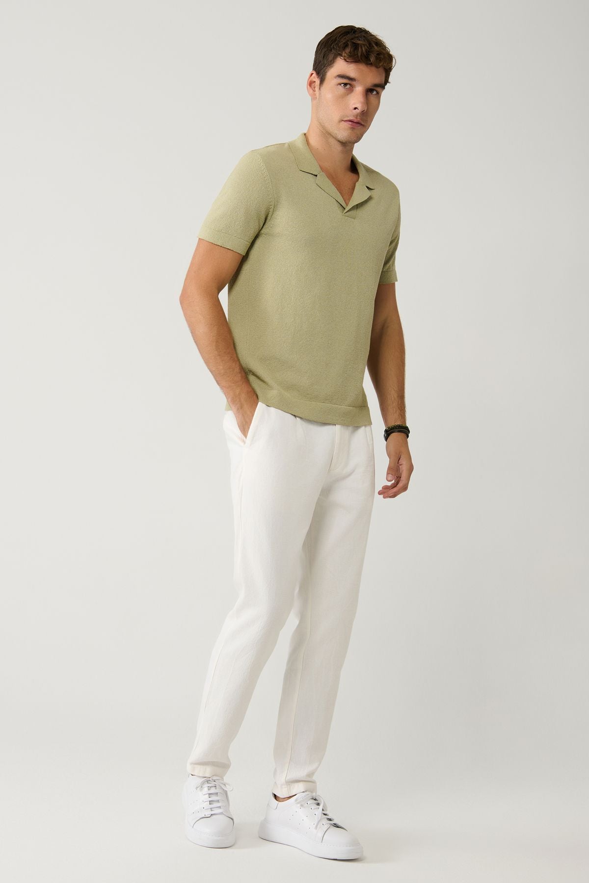 Men's Open Khaki Aum Yaka textured knitwear T-shirt A41y5066