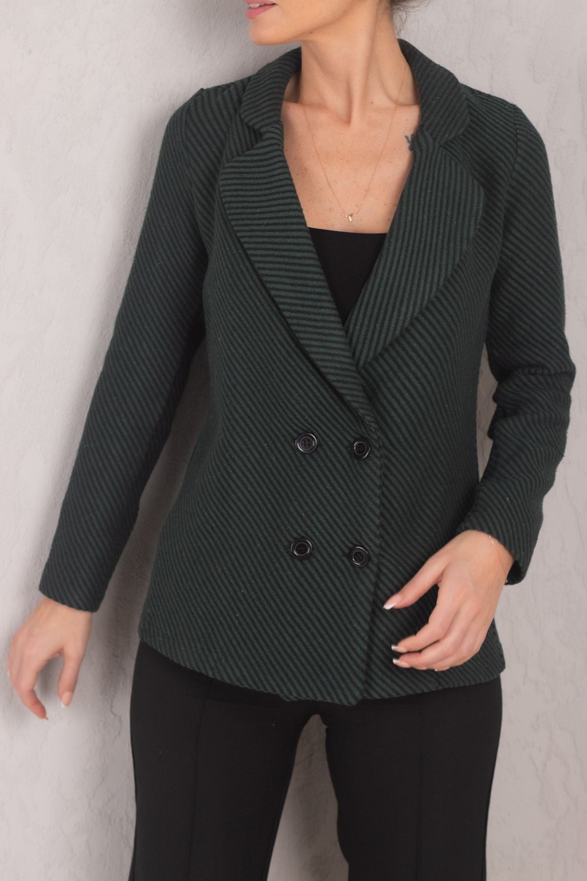 Four button with emerald line patterned stamp jacket ARM-24K001037