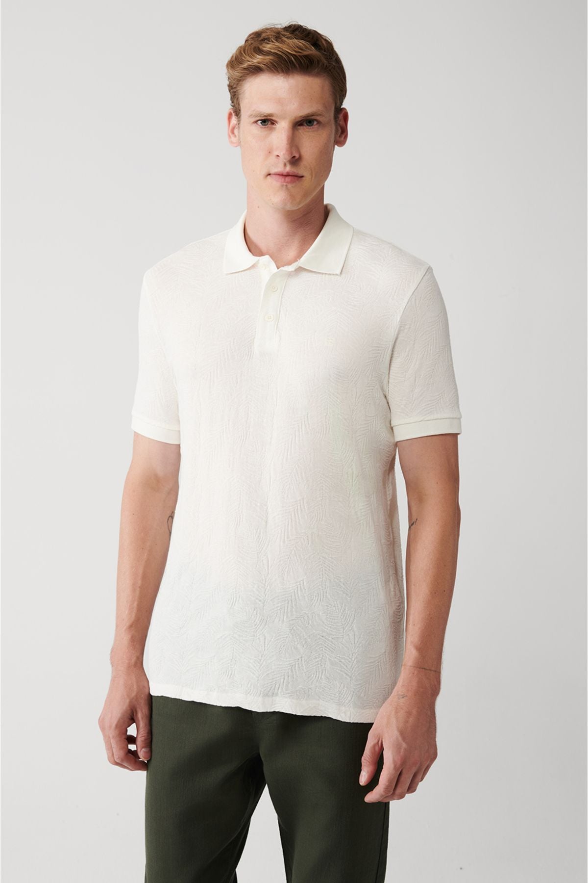 Men's white 100 %cotton 3 button polo collar t-shirt A31y1194
