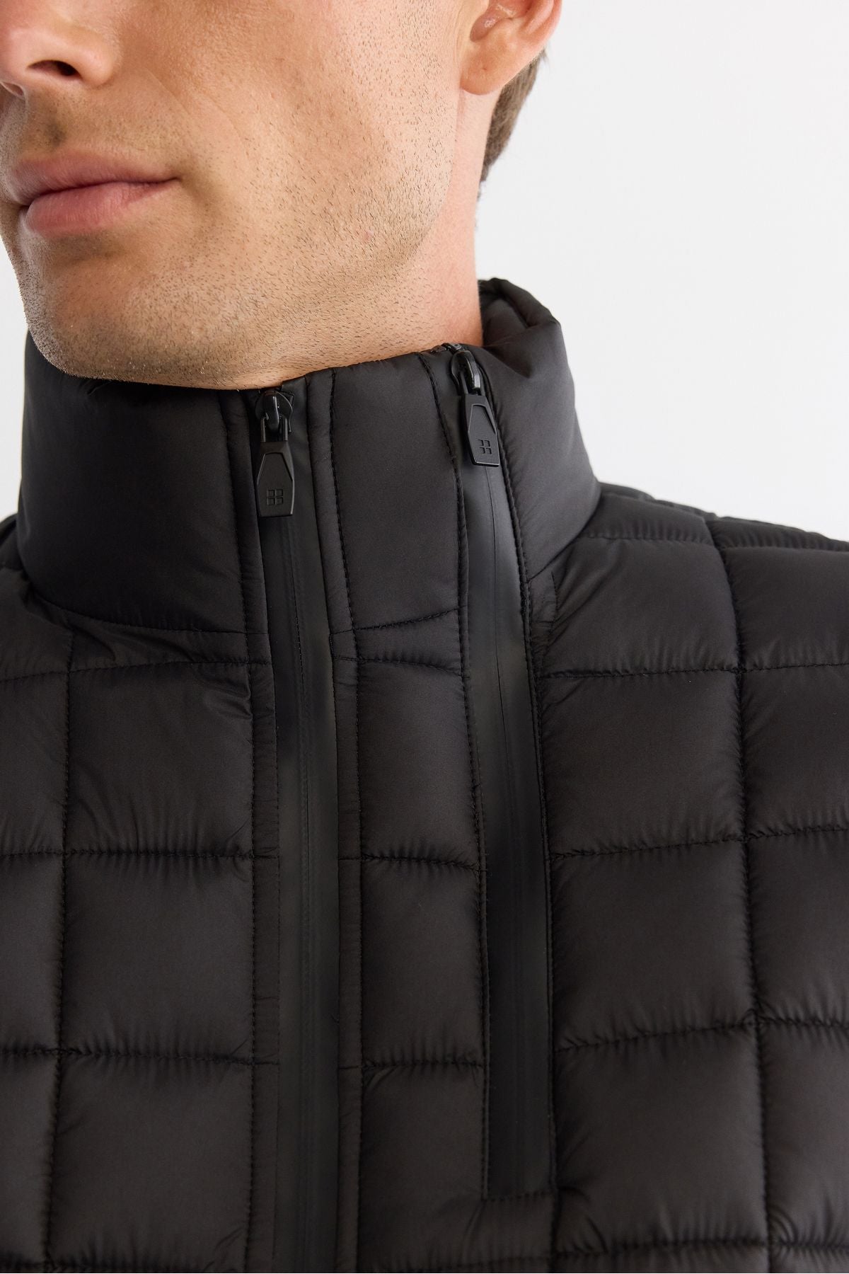 Men's black upright collar quilting patterned swelling Mont A42y6078