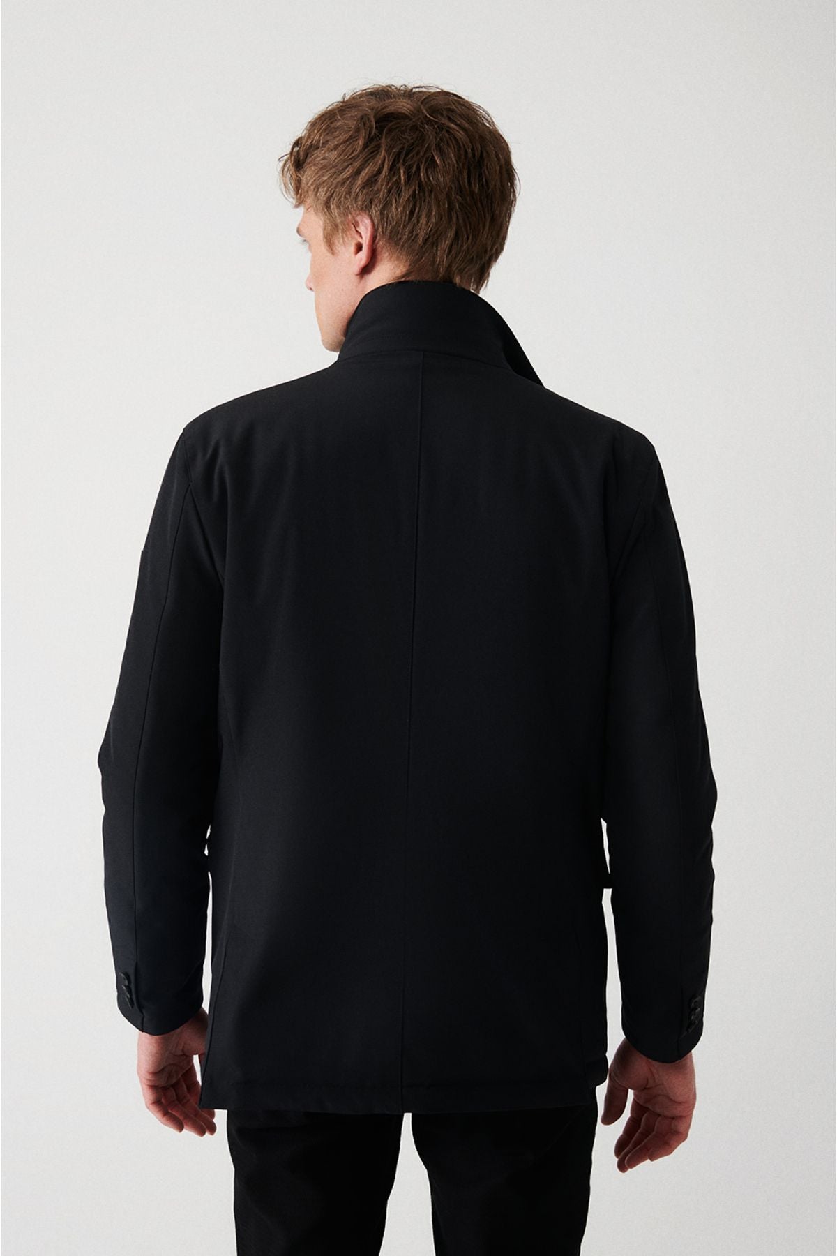 Men's black mono collar buttoned vest -looking Mont A32Y6094