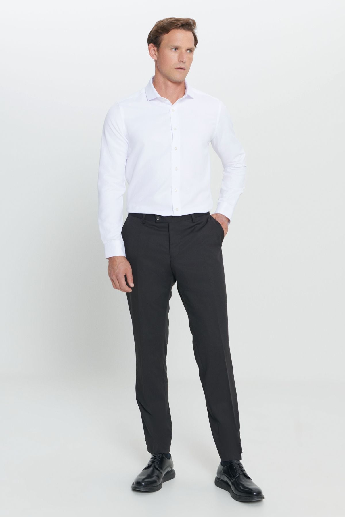 Men's white slim fit narrow cut italy