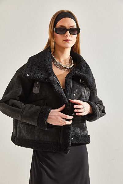 Women's Collar Buckle Laminated Short Coat 2300 60101003