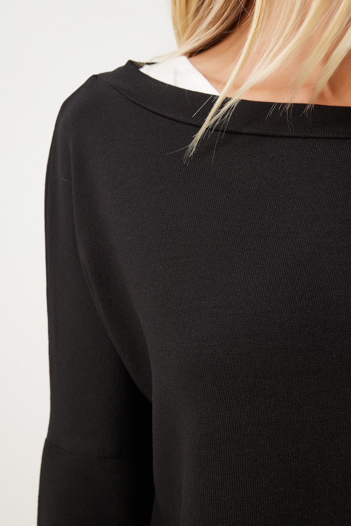 Women's Black Athlete Binary Knitwear Knitting Blouse EN00619