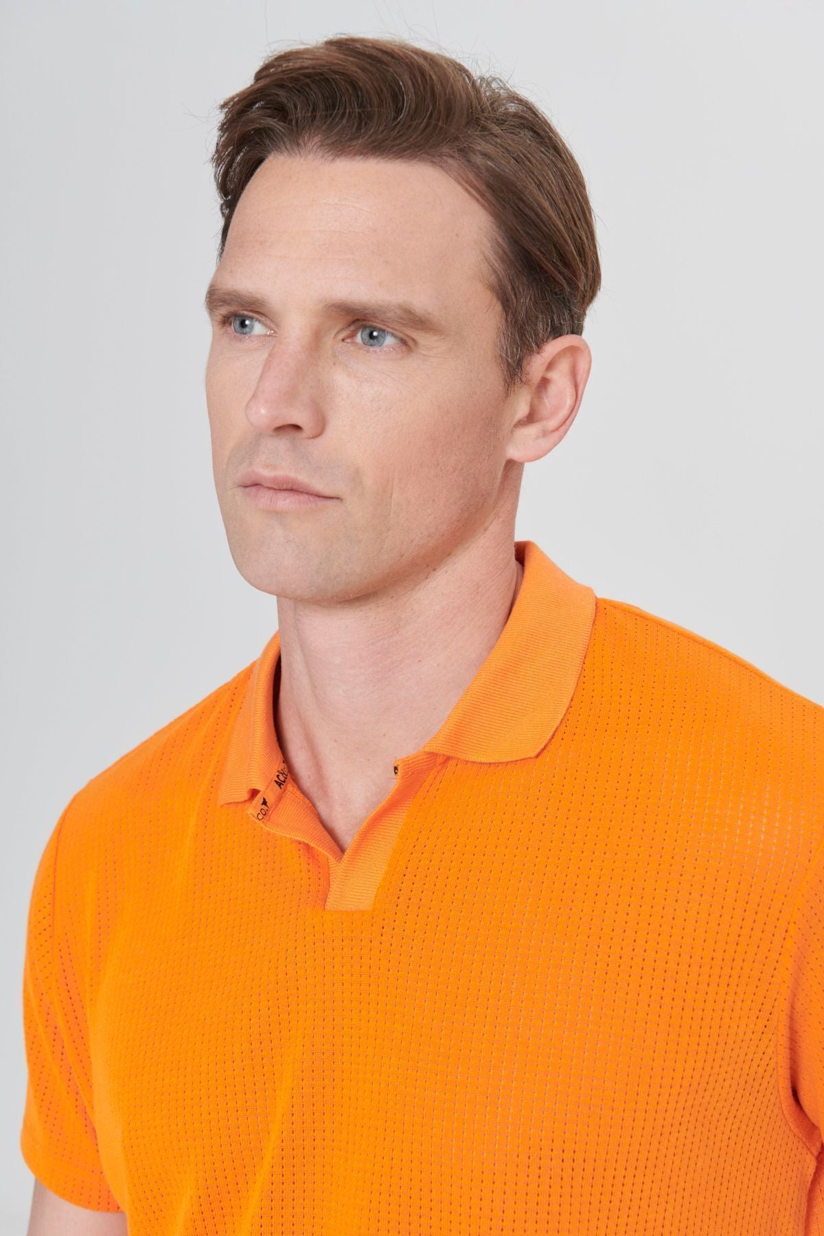 Men's orange regular fit comfortable cut polo collar label detailed T -shirt