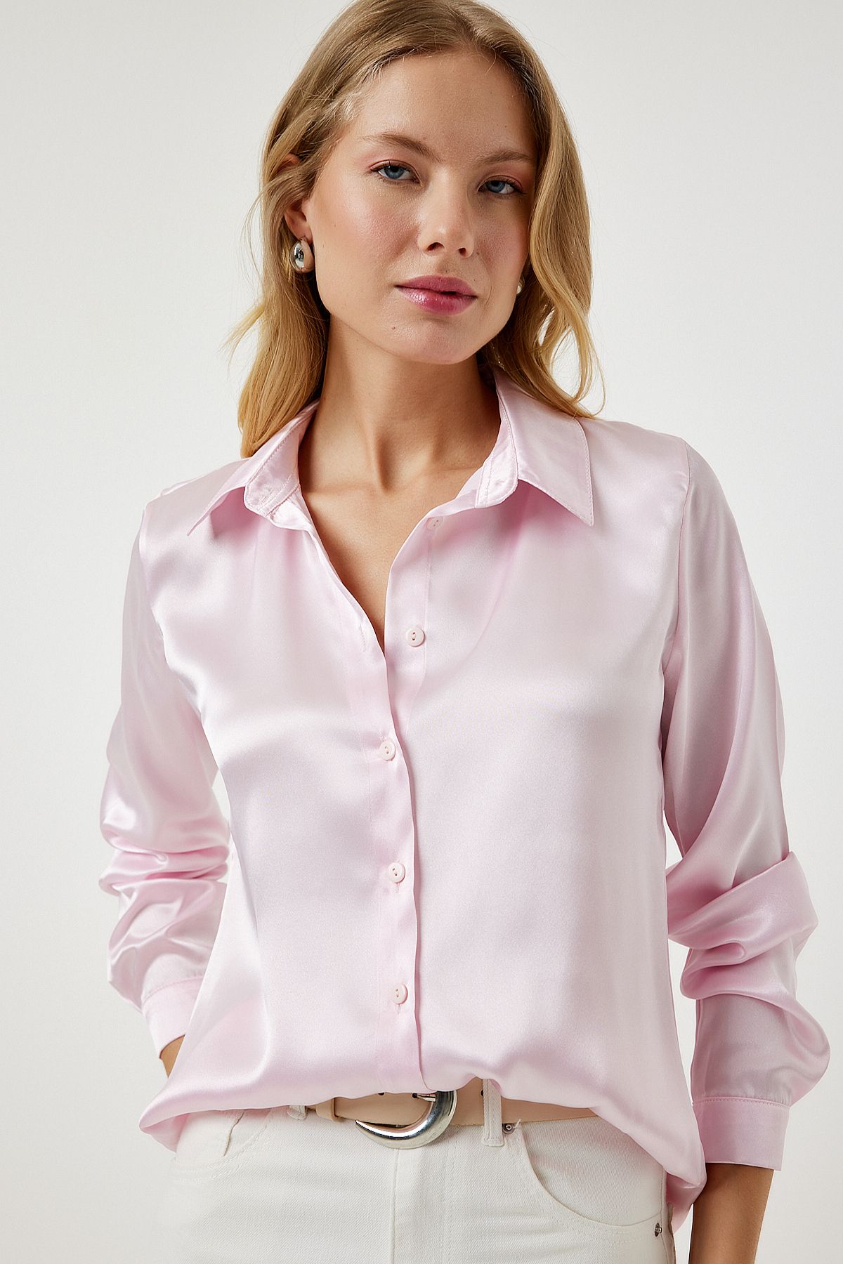 Woman Light Pink Lightly Casting Satin Surface Shirt DD00990