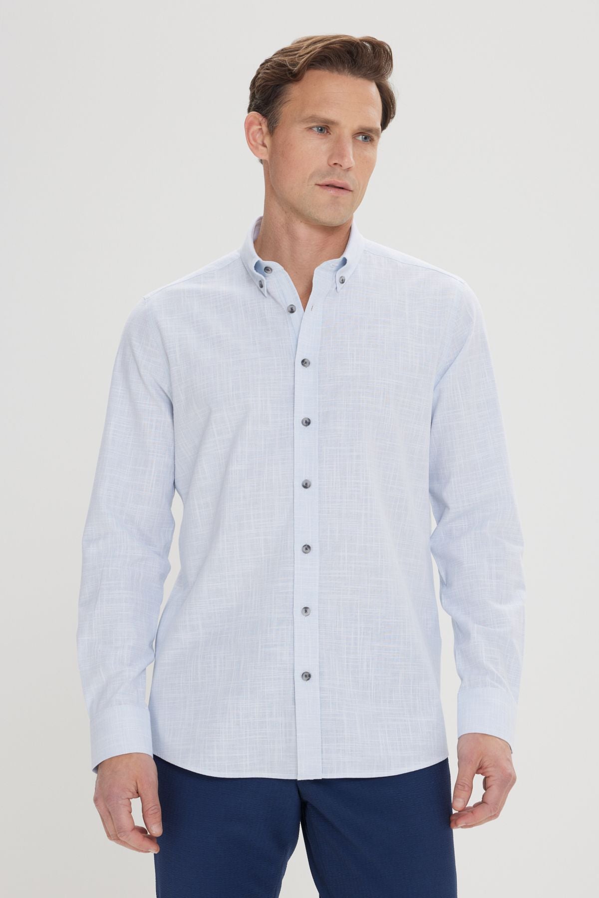 Men's Blue Slim Fit Narrow Cutting Buttoned Neck Linen Looking 100 %Cotton Flamm Summer Shirt