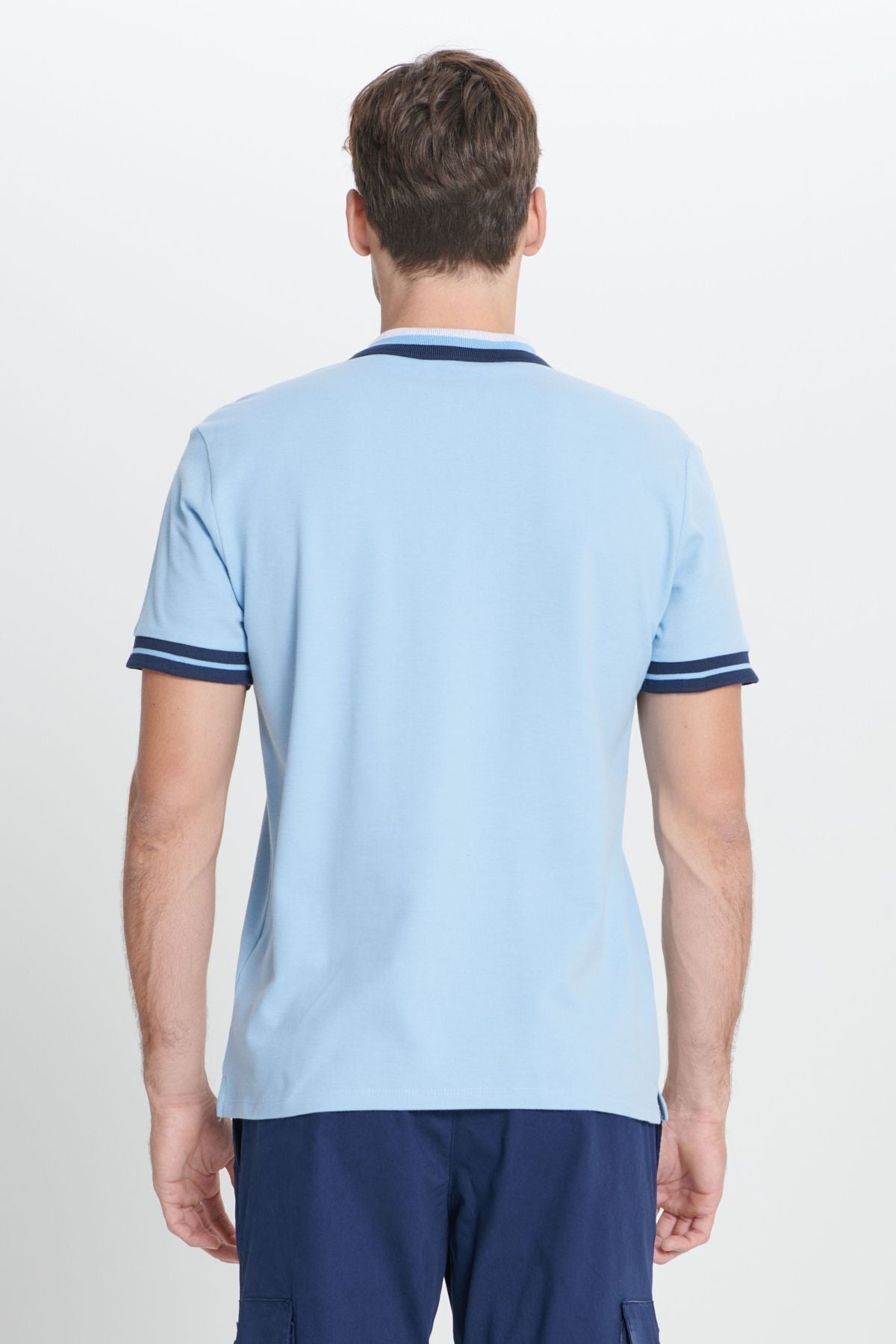 Men's light blue slim fit narrow cut 100 %cotton curved polo collar t -shirt