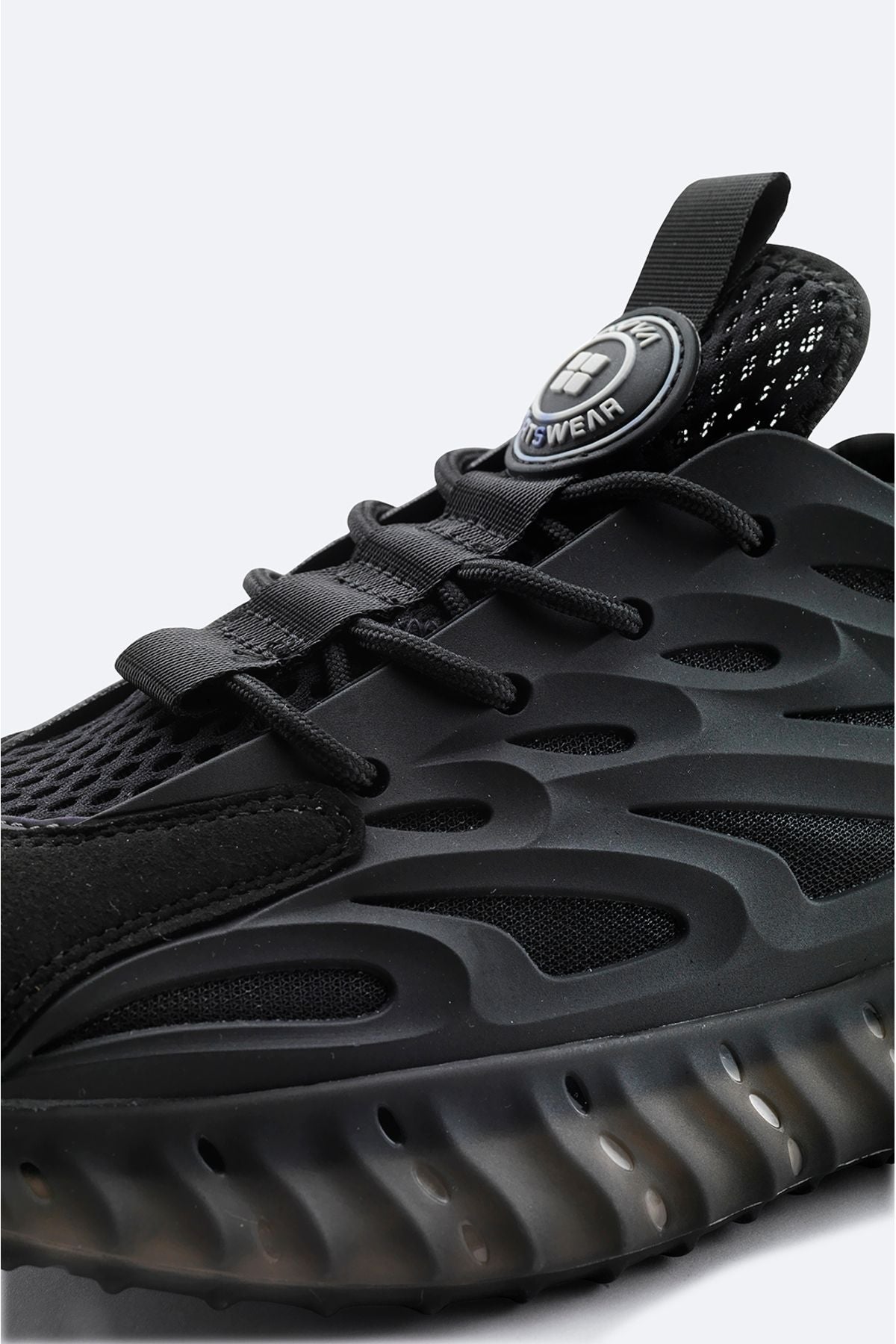 Men's black flexible floor sneaker shoes A41y8023