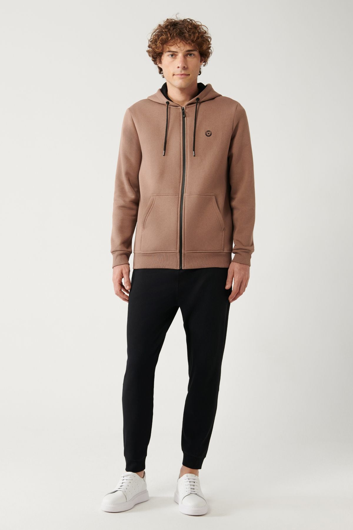 Men's light brown hooded 3 -hot zipper with a zippered zipper E001019
