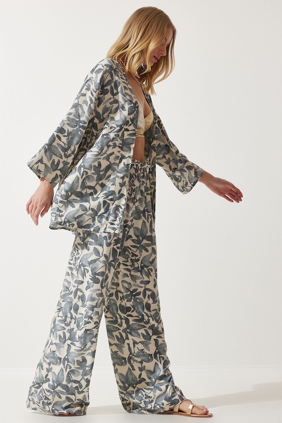 Women's Bone Gray Patterned Kimono Palazzo Pants Set EN00614