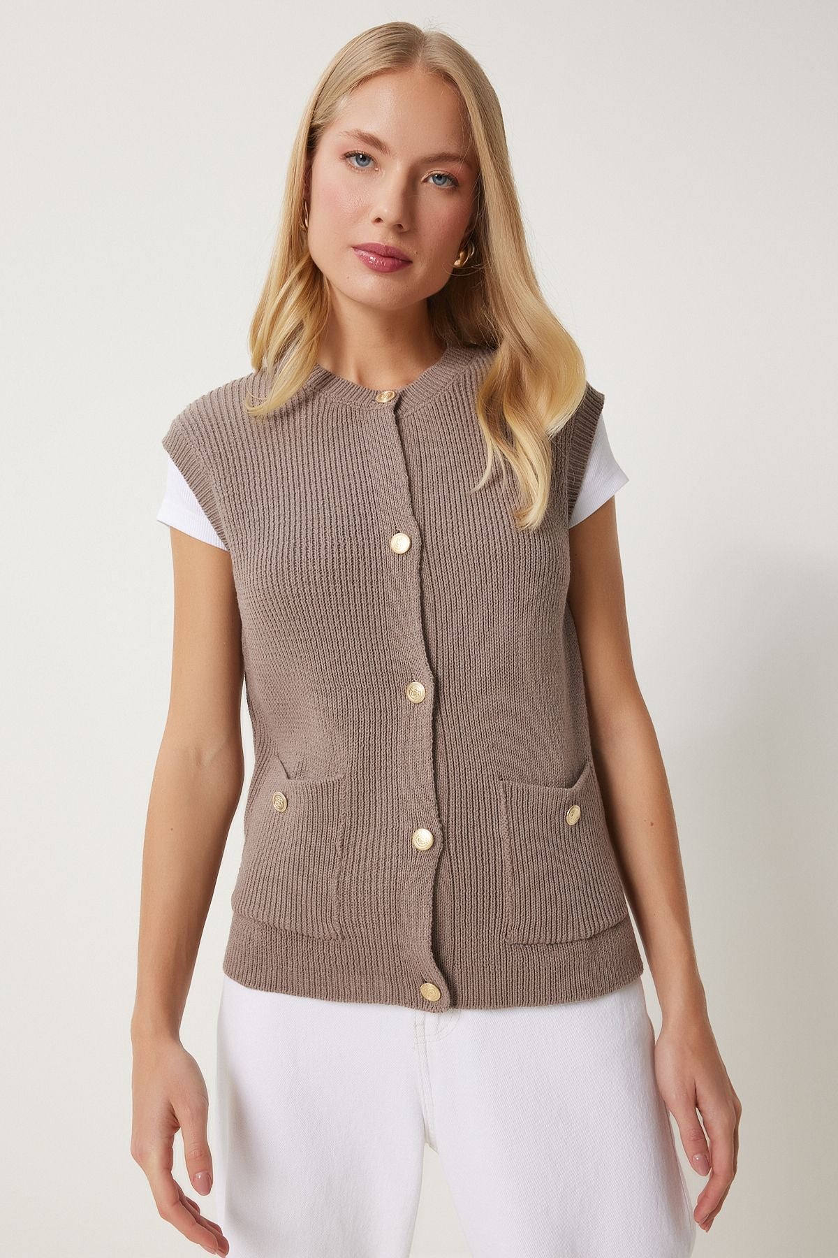 Female mink with stylish buttoned pocket knitwear vest US00948