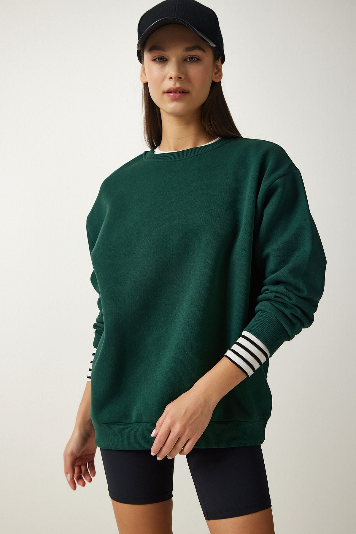Female Emerald Green Basic Sweatshirt OW00001