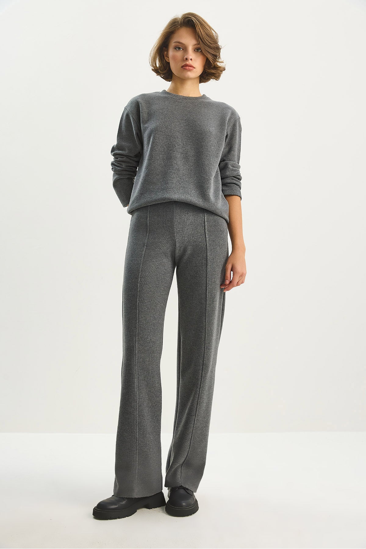 Women's Comfortable Cut Top Ribbed Elastic Waist Trousers Thessaloniki Suit 8432 60283603