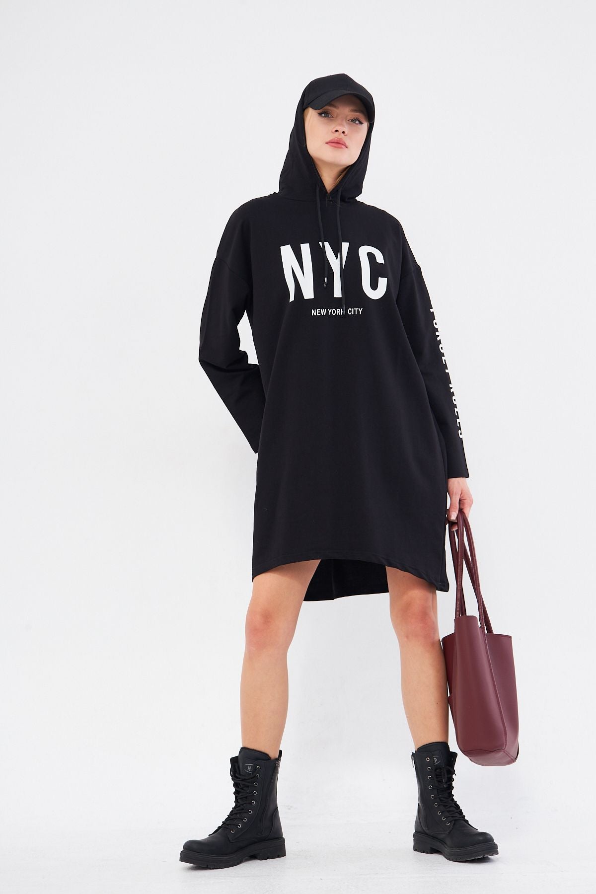 Woman Black Nyc Written Arms Printed Dress ARM-21K024021