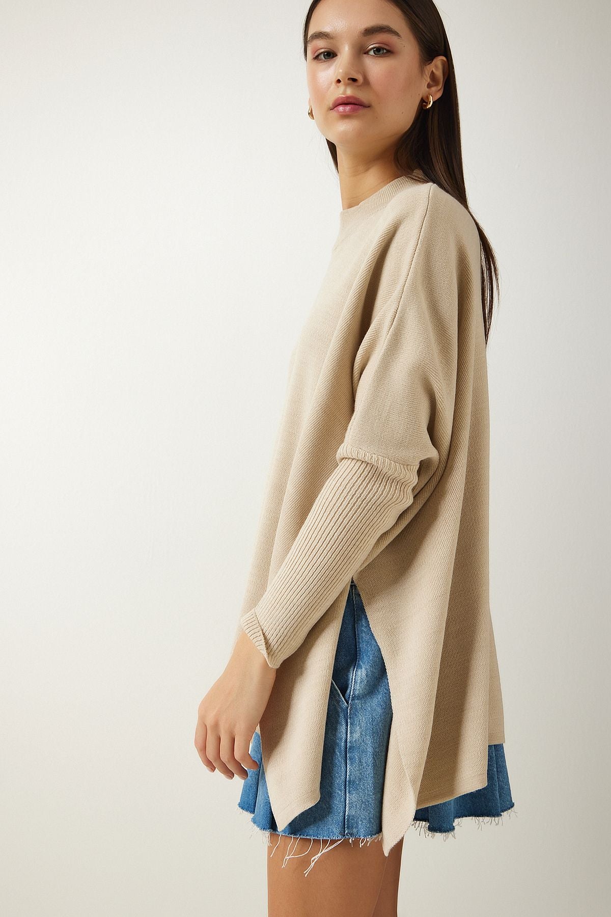 Woman beige upright collar slit knitwear poncho sweater za00074