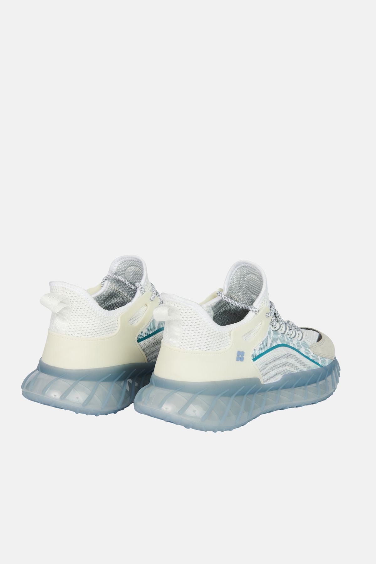 Men's gray flexible floor sneaker shoes A32y8004