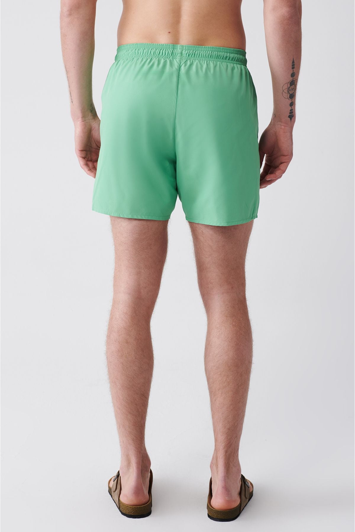 Men's Light Green Fast Drying Standard Size Mayo Sea Short E003801
