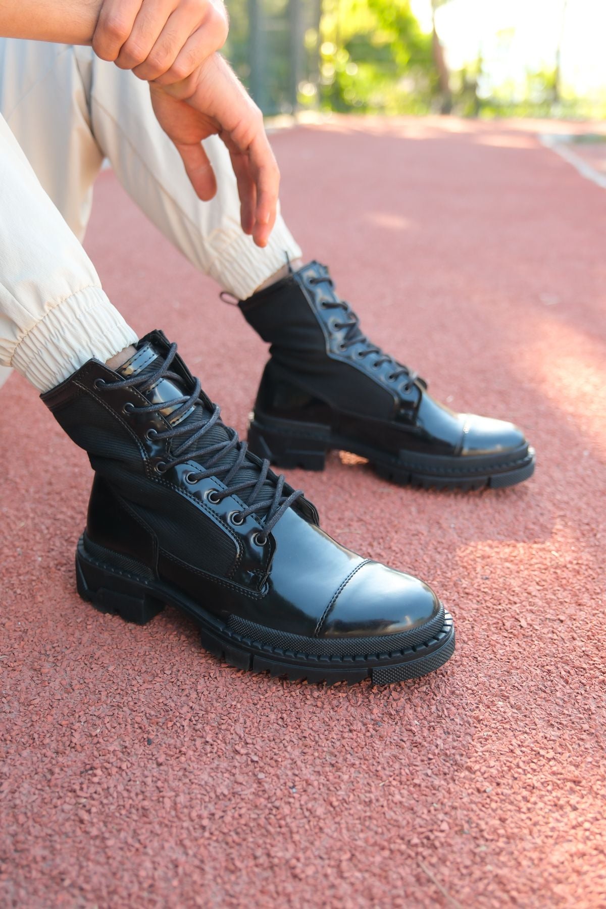 Patent leather black male postal boat 0012746