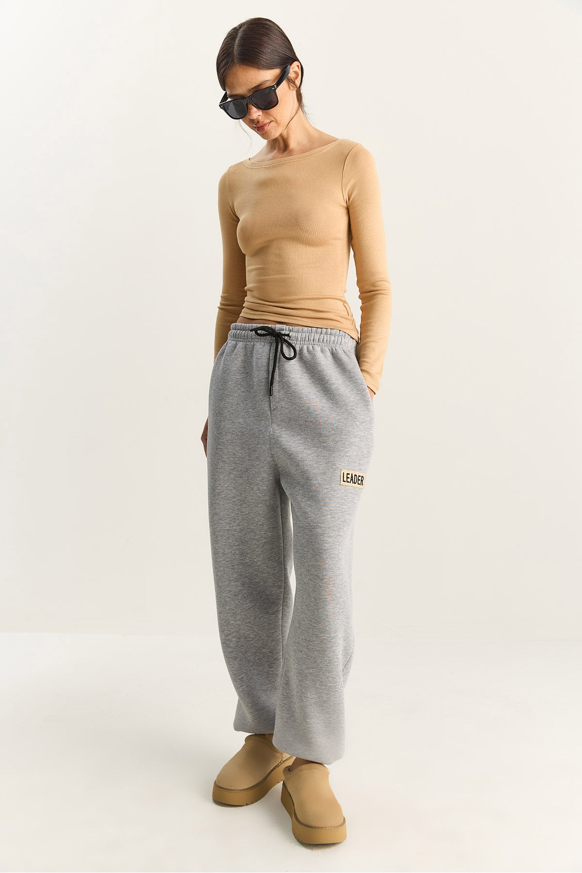 Women's Basic Jogger Relaxed Fleece Sweatpants 60283860