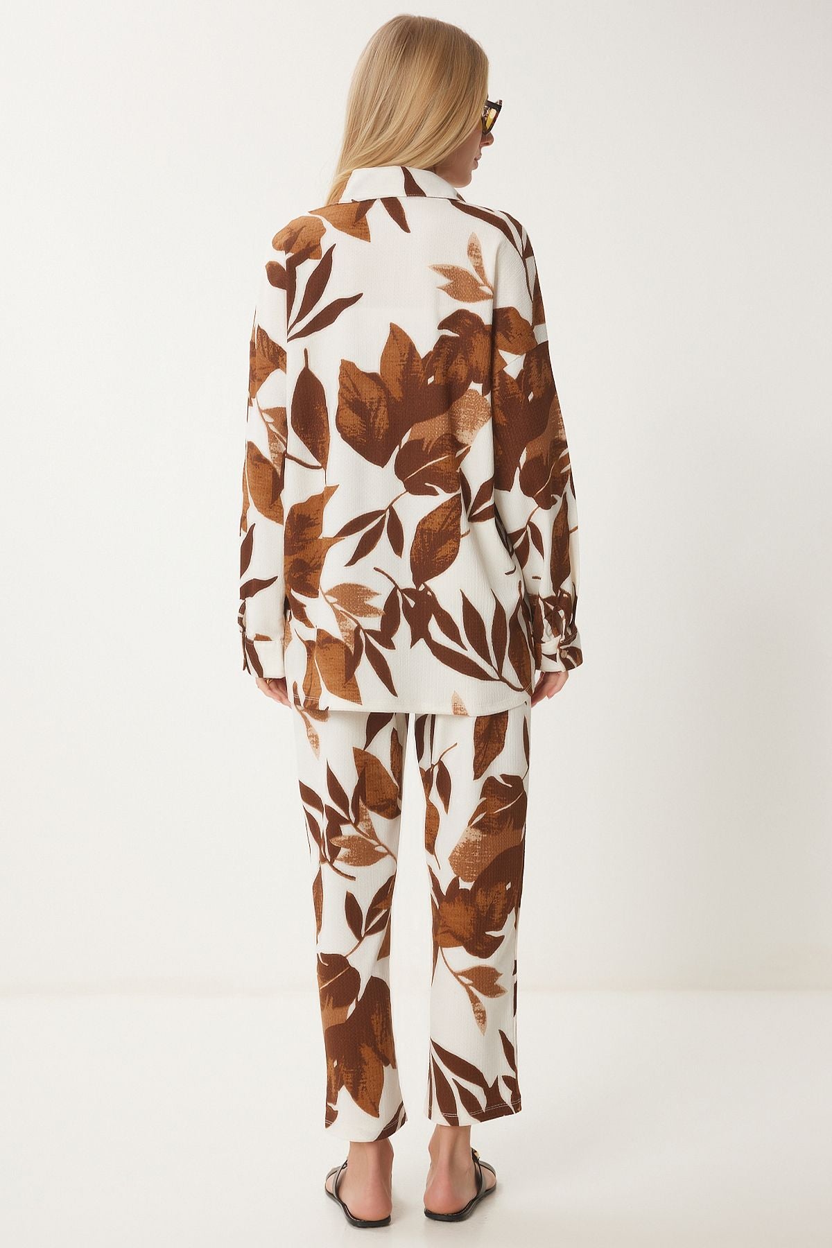 Female Brown Cream Patterned Krinkil Summer Knitting Shirt Pants Set ZH00044