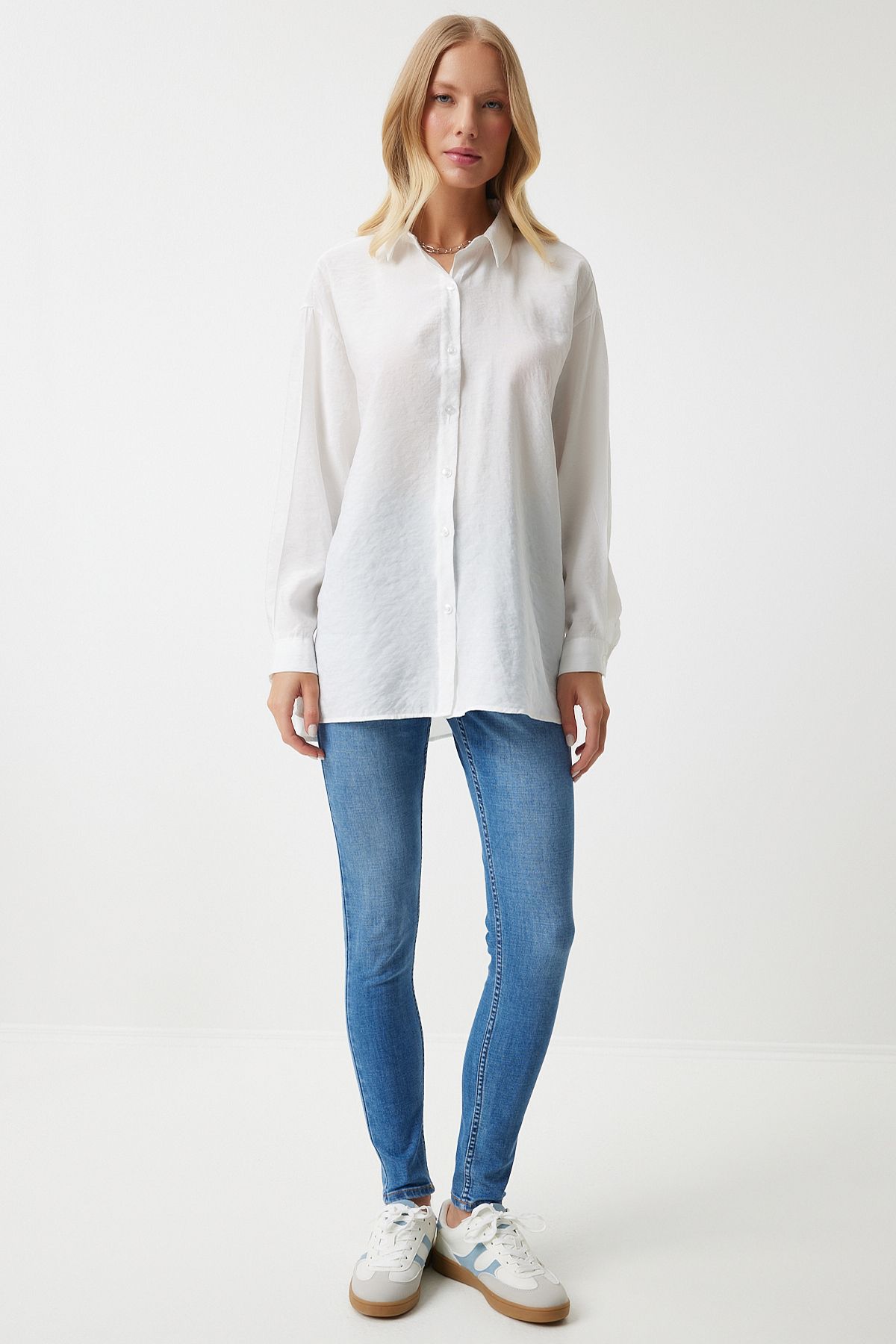 Woman Ekru Oversize Long Linen Ayrrin Shirt to00141