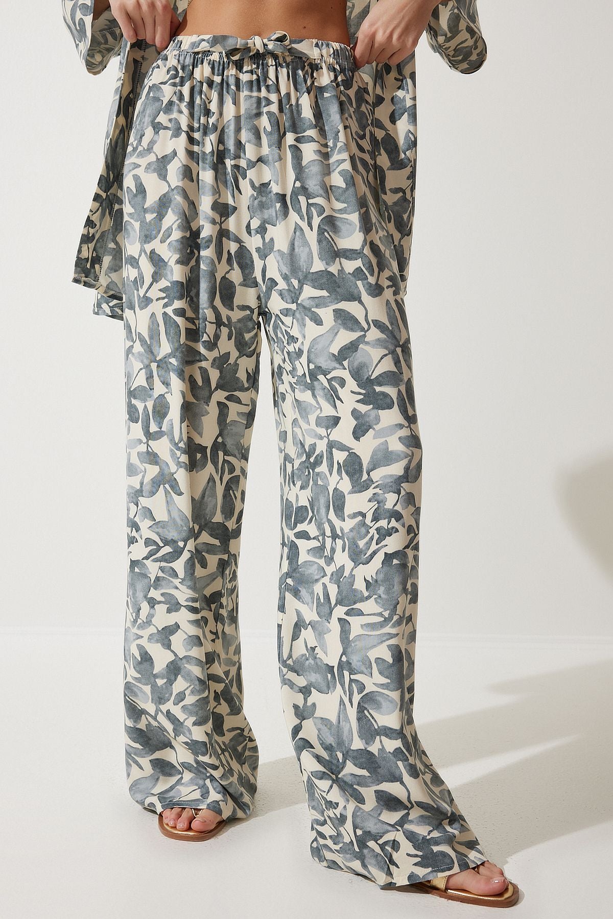 Women's Bone Gray Patterned Kimono Palazzo Pants Set EN00614