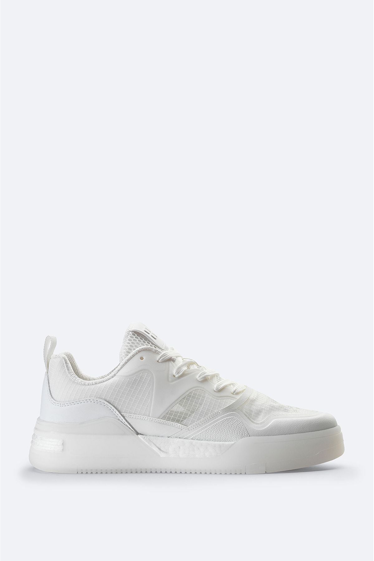 Men's white flexible floor sneaker shoes A41y8028