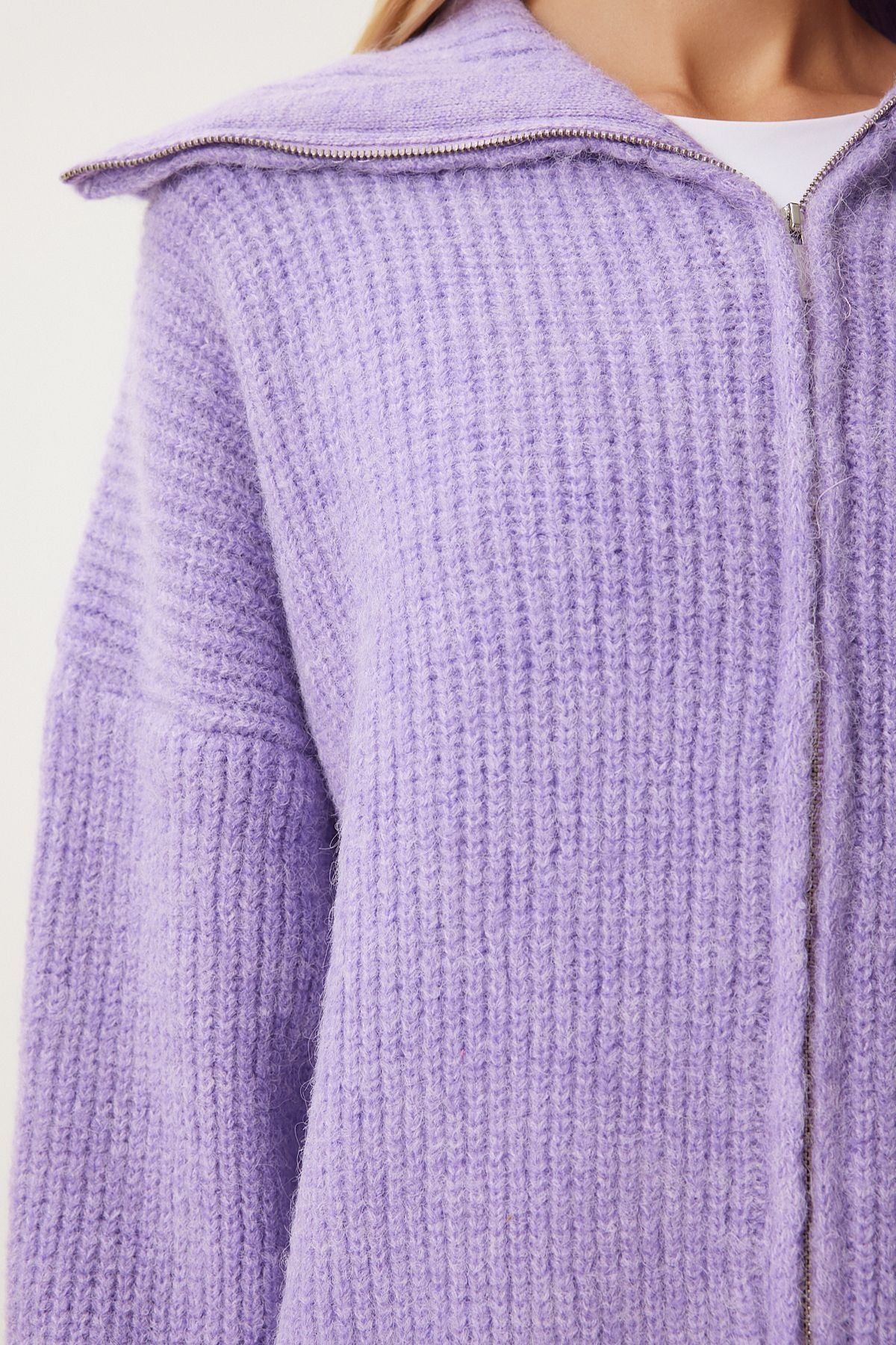 Female Lila Zippered Neck Triko Cardigan MX00173