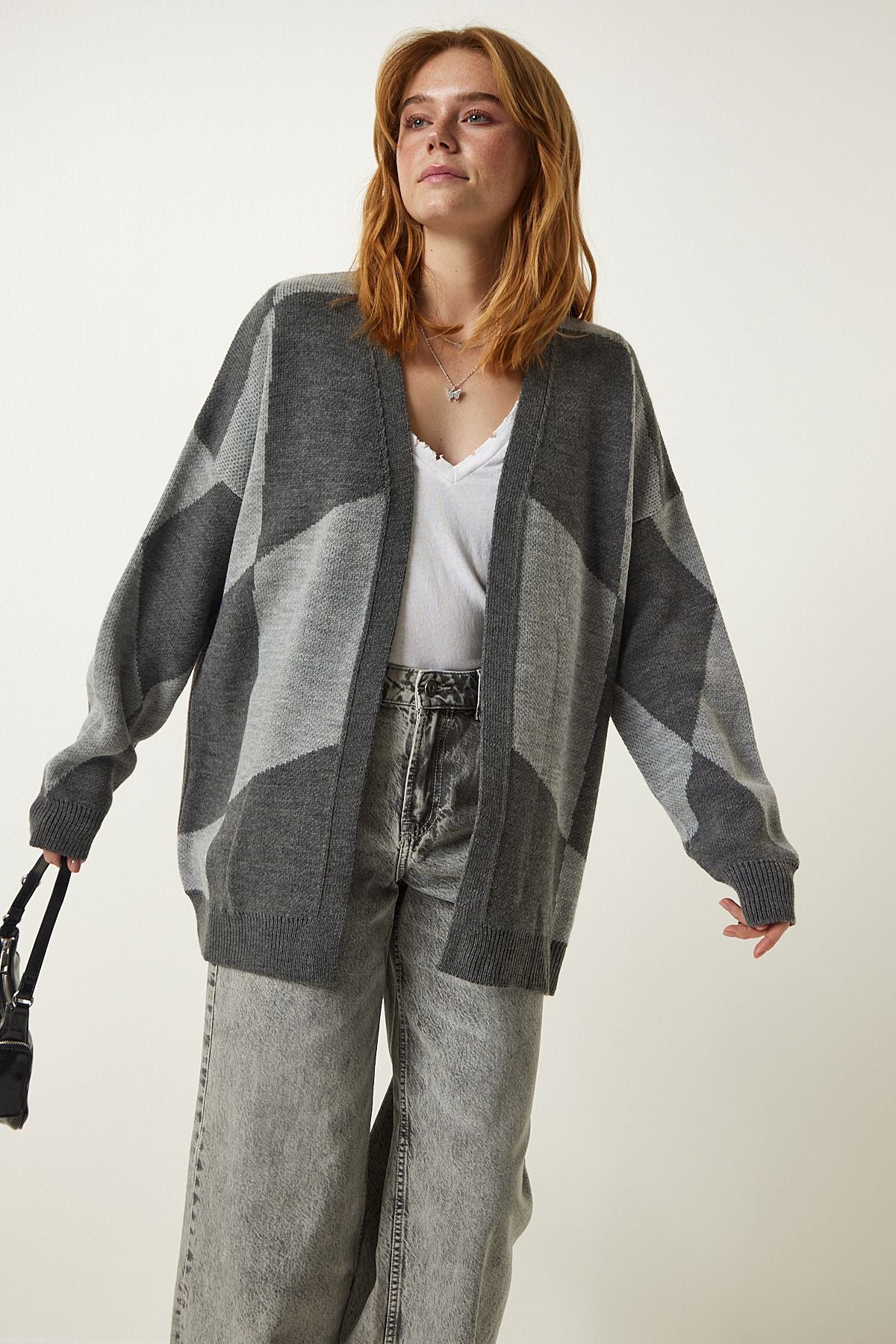 Gray patterned thick cardigan jacket BV00013