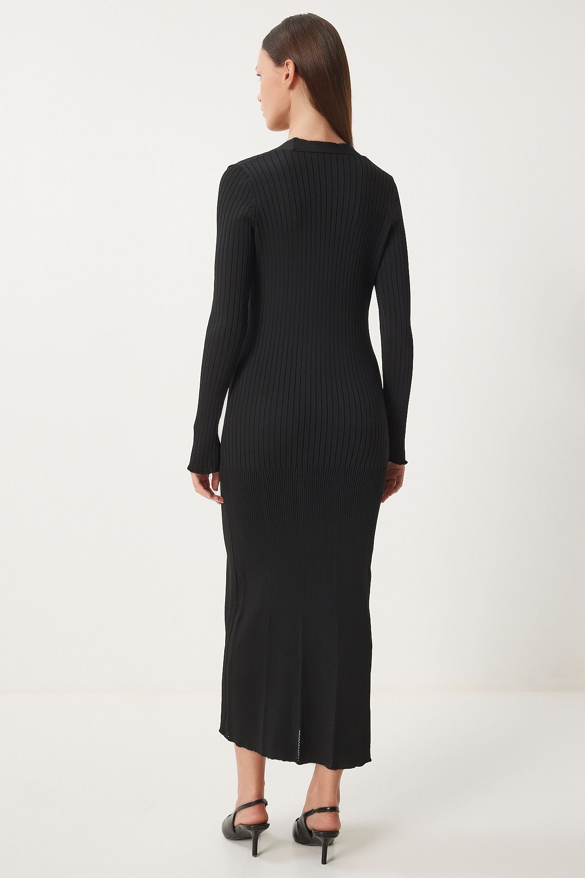 Female black stylish buttoned knitwear dress FN03379