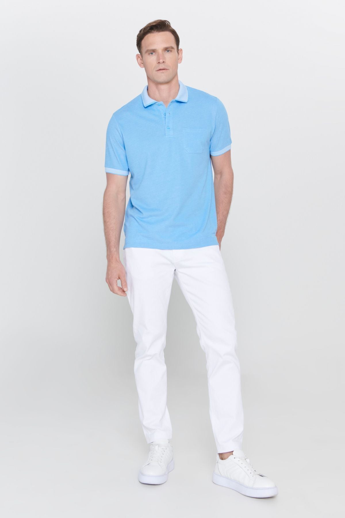 Men -Plugging Cotton Fabric Regular Fit comfortable cut blue curved polo collar pocket t -shirt