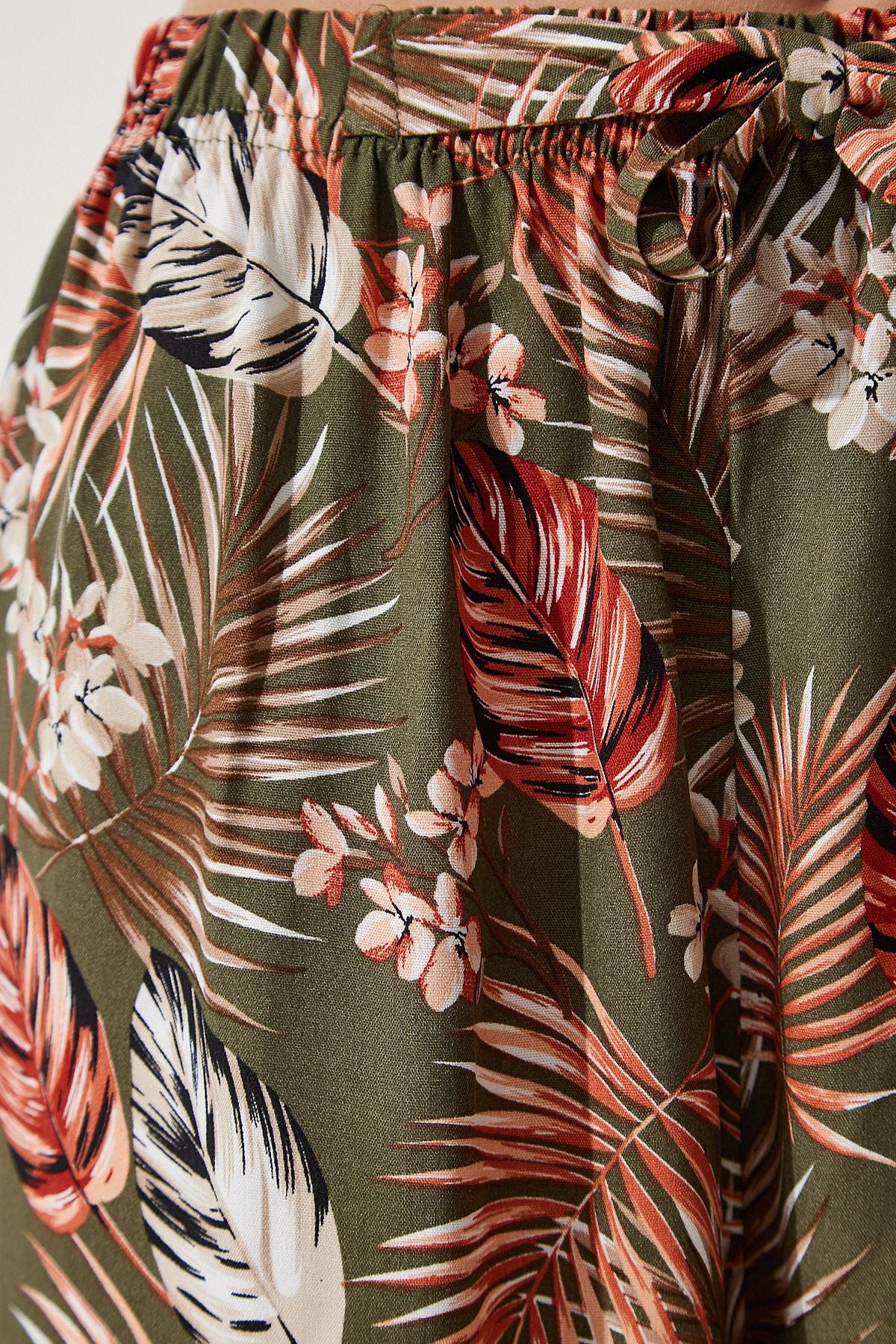 Female Khaki Tile Patterned Viscose Palazzo Pants EN00606