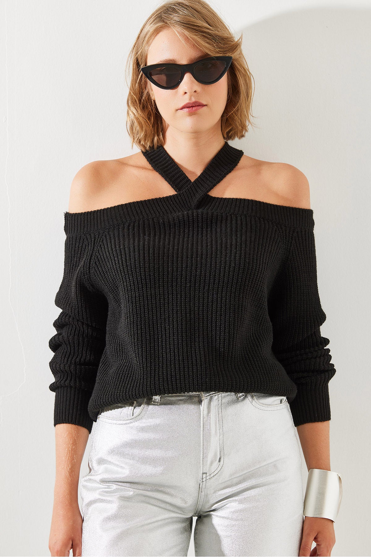 Women's Cross Strap Knitwear Sweater 20234514