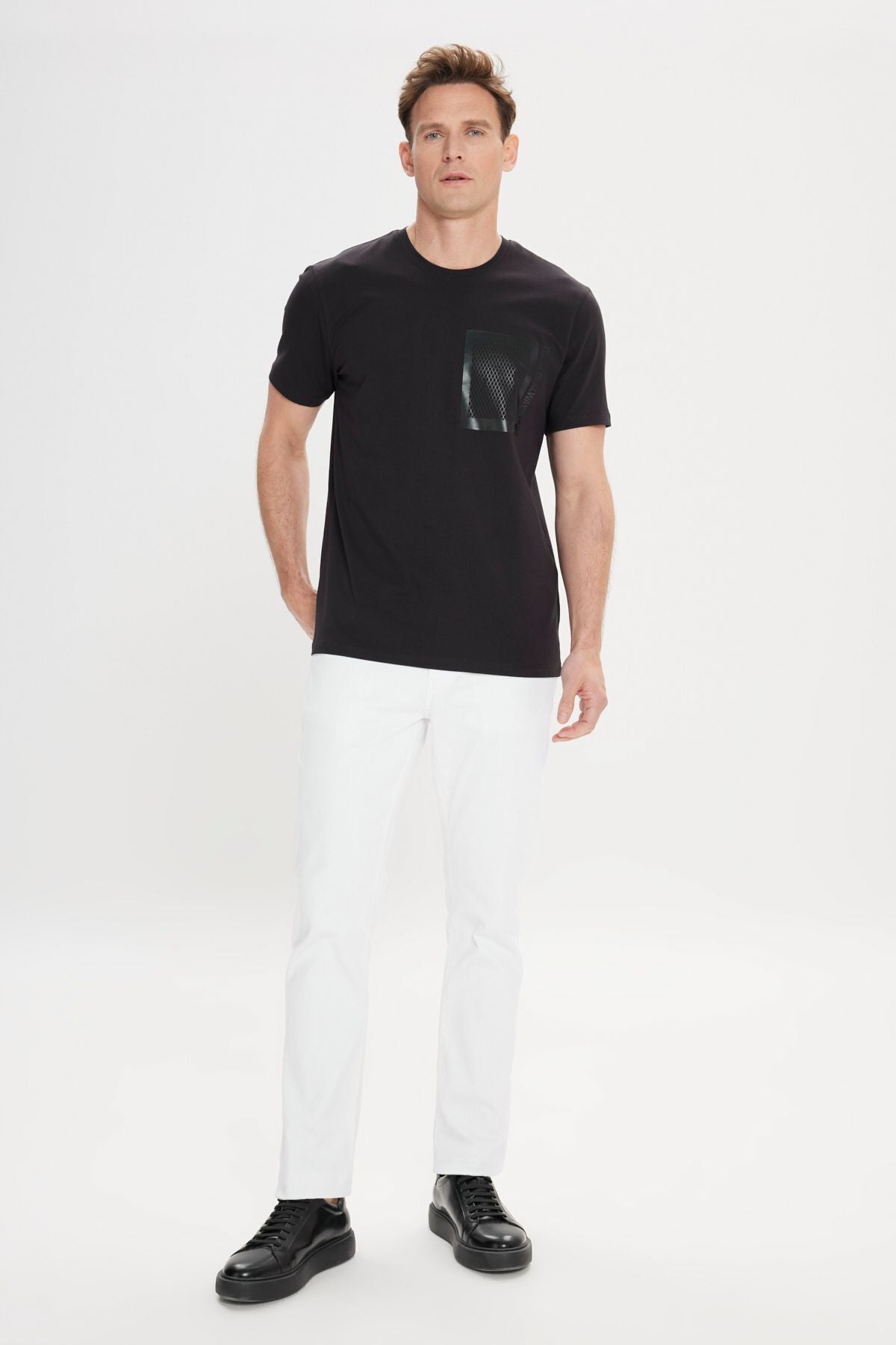 Men's black slim fit narrow cut bike bike collar cotton printed t -shirt