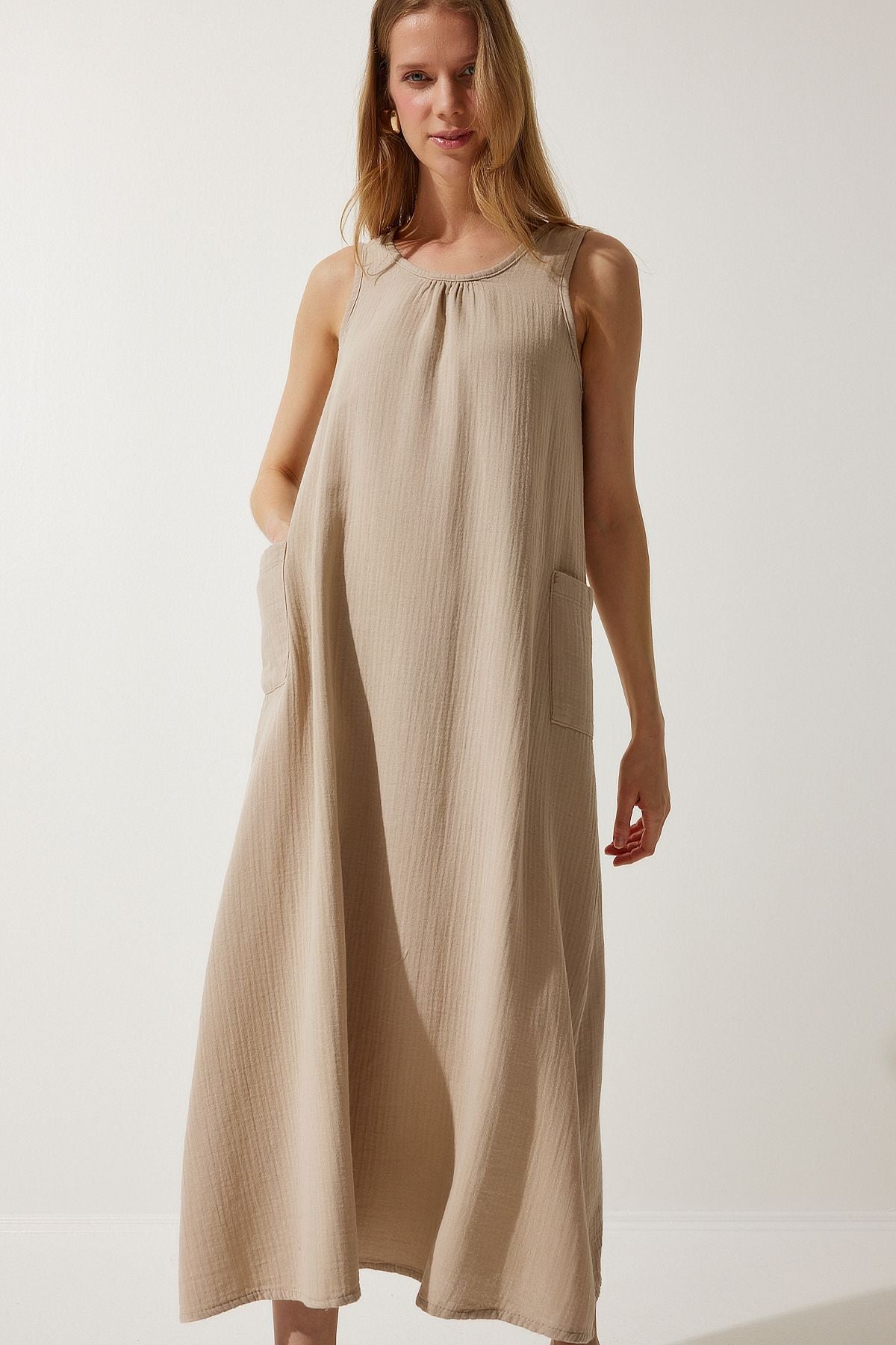 Female Beige Wide Pocket Summer House Muslin Dress Sa00022