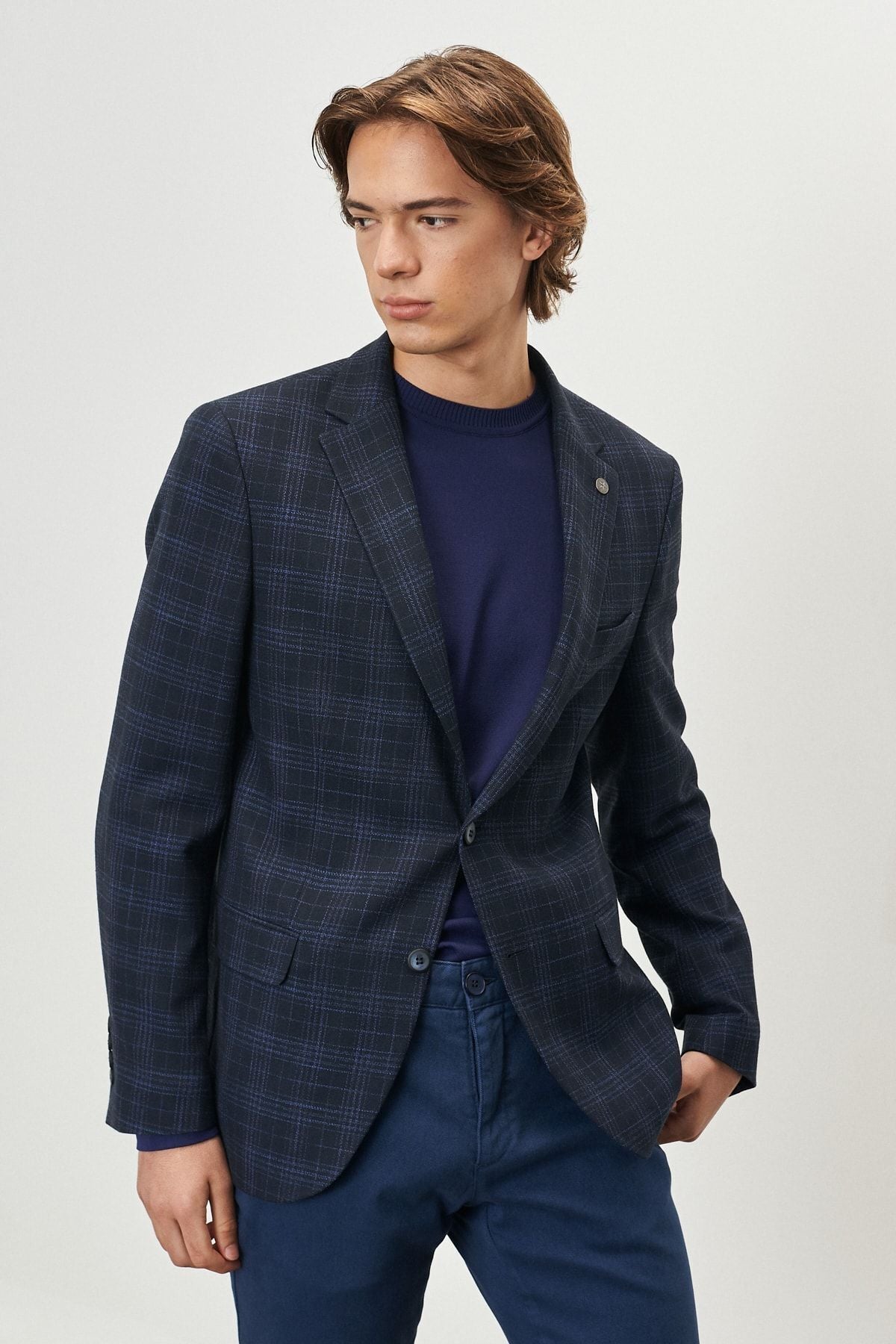Men's navy blue slim fit narrow cutting mono collar plaid patterned blazer jacket