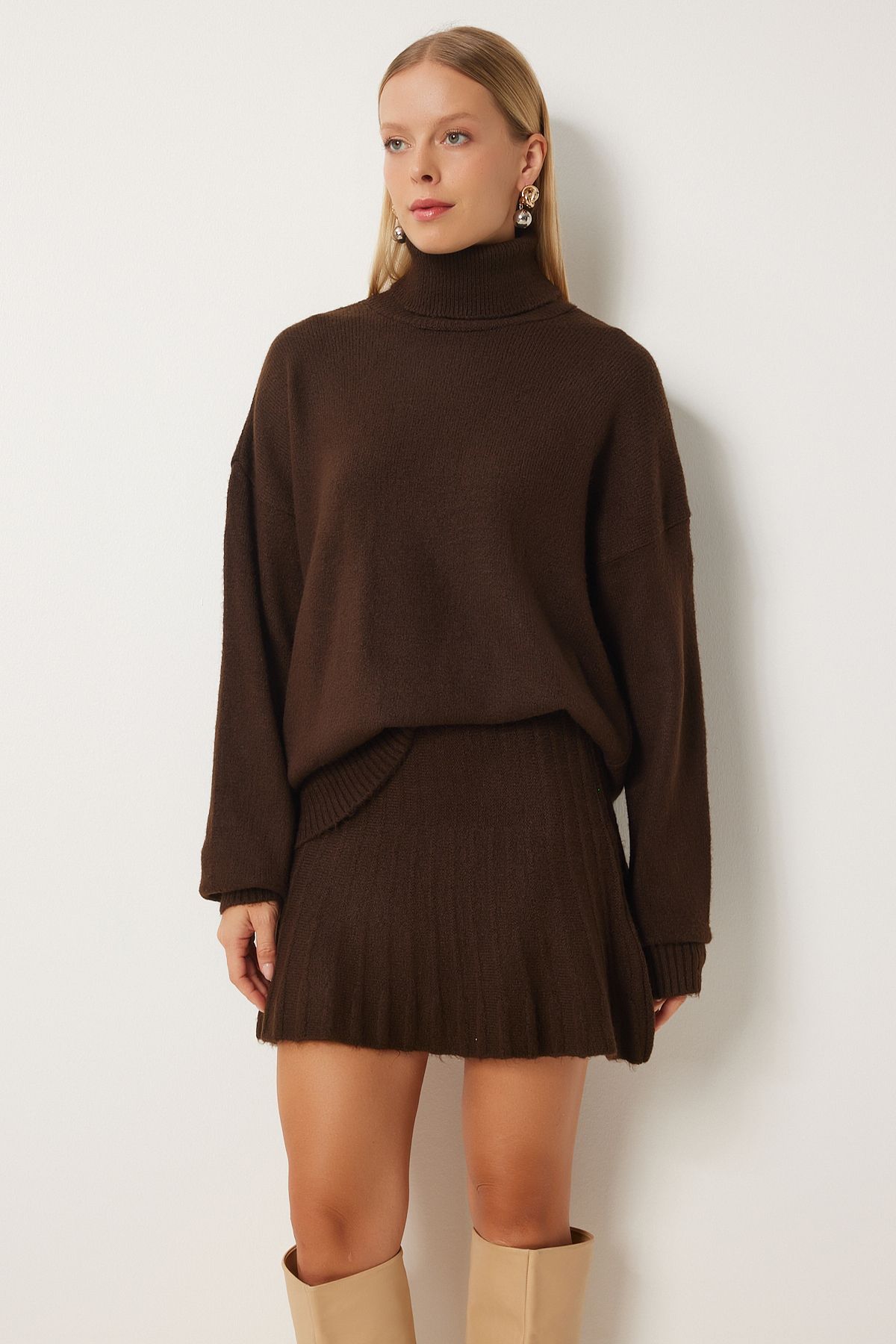 Female brown fisherman collar knitwear sweater skirt set DD01343