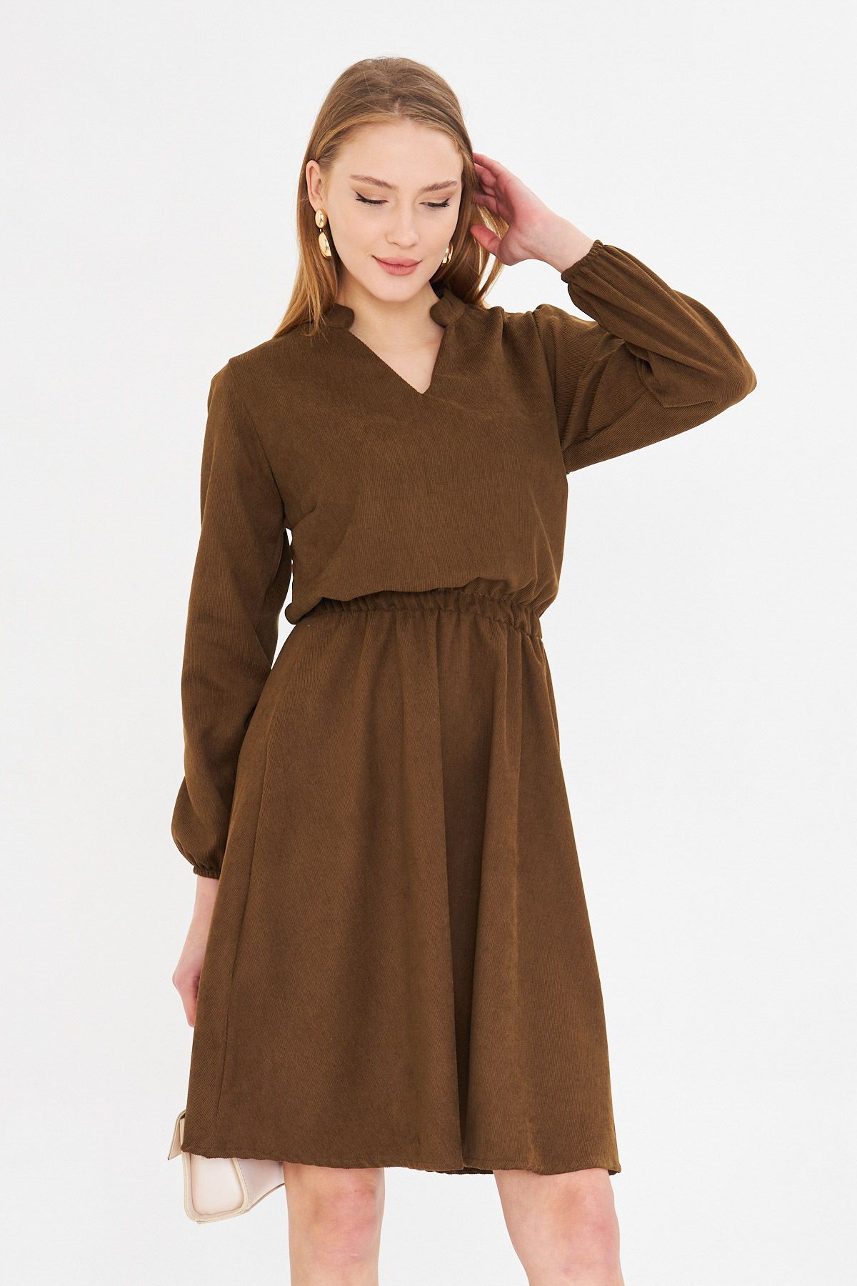 Female Khaki Velvet V-Yaka Waist Tire Thin Fravable Clash Dress ARM-25K001049