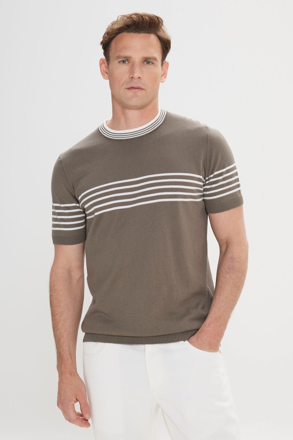 Men's Khaki-White Standard Fit Normal Cutting 100 %Cotton Striped Bicycle Yaka Triko T-shirt