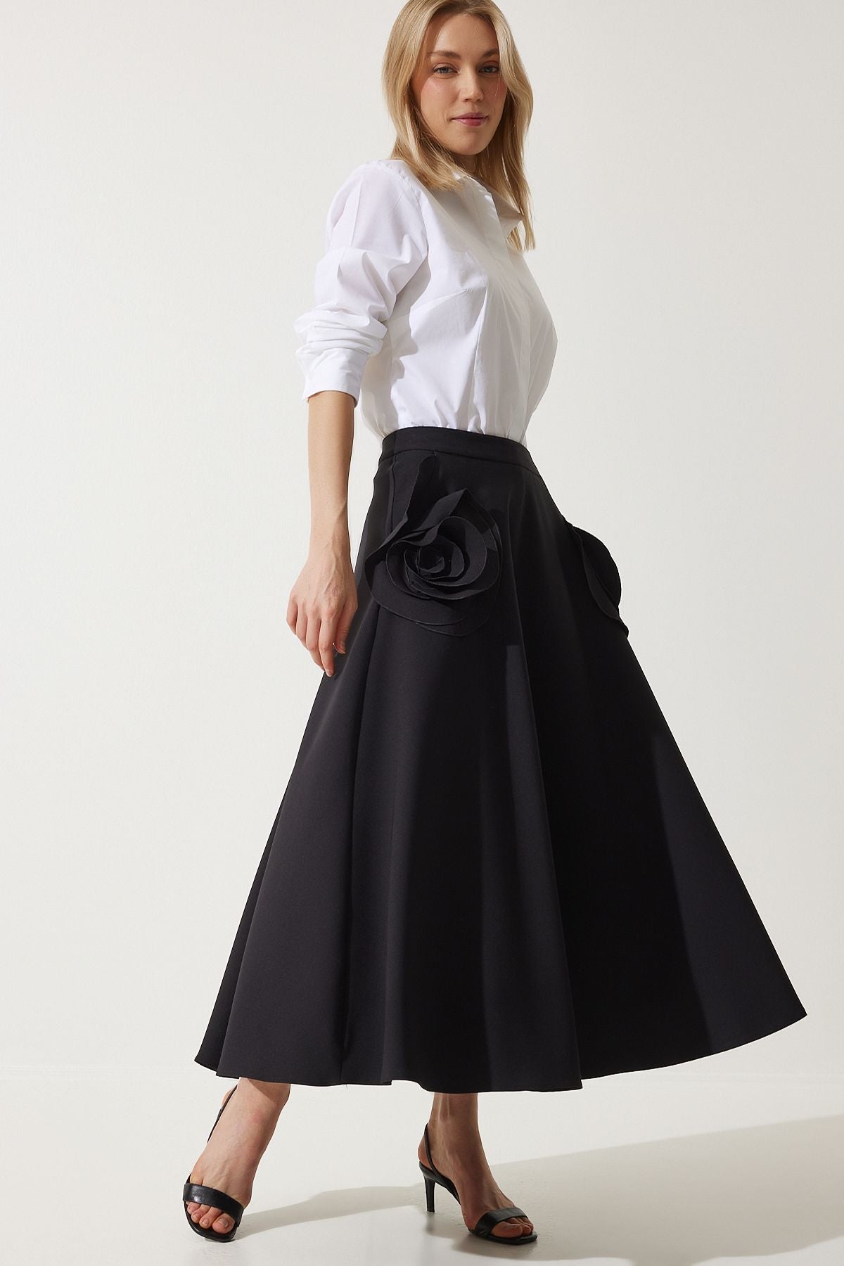 Female Black Rose Accessory Design Premium Midi Skirt FK00007