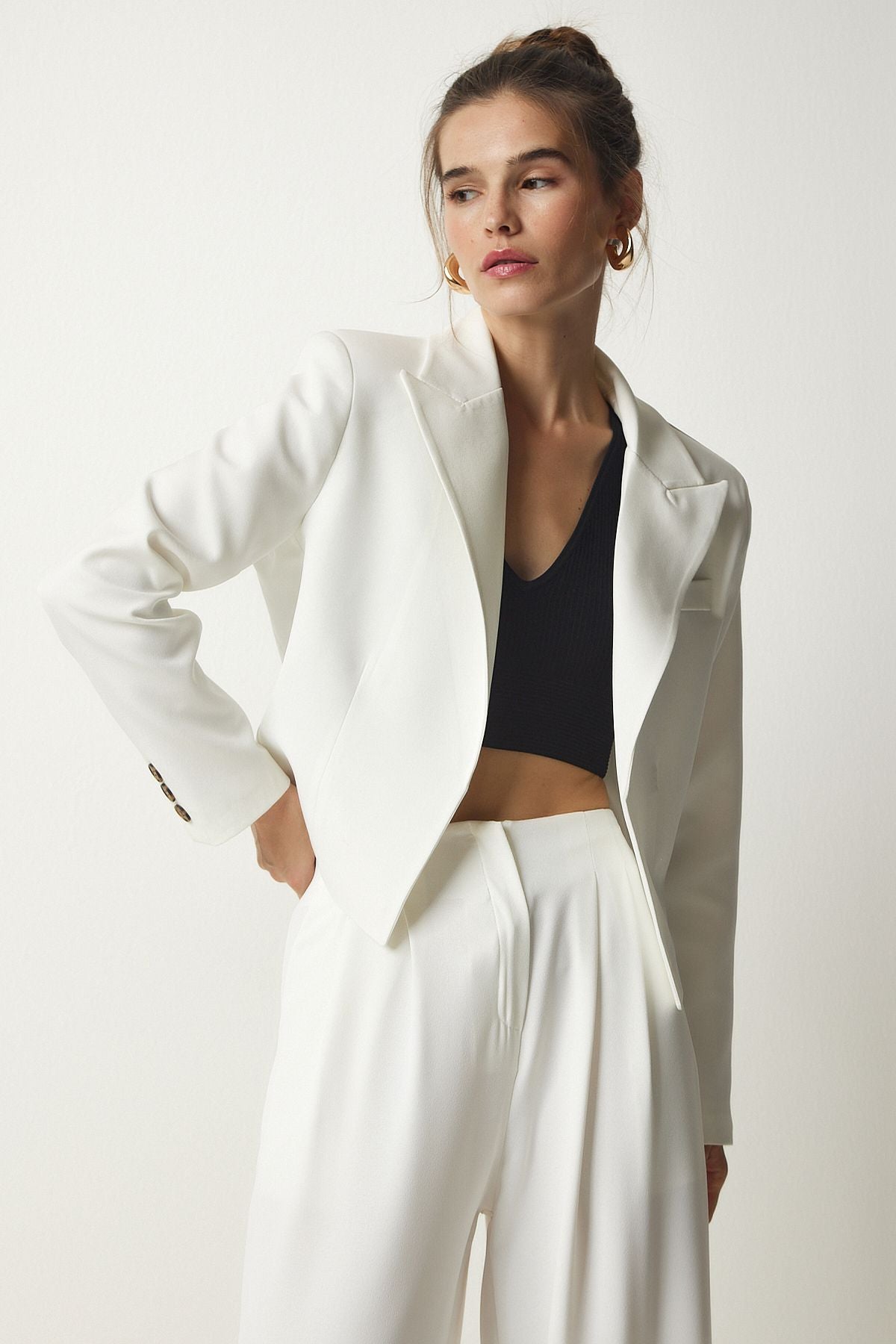 WOMEN WHITE CRAPHA YAKA BLAZER JACKET WF00049