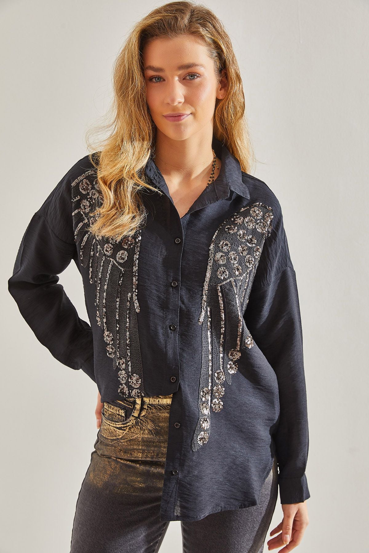 Women's Wing Embroidery Flazed Linen Ayrobin Shirt 60181020