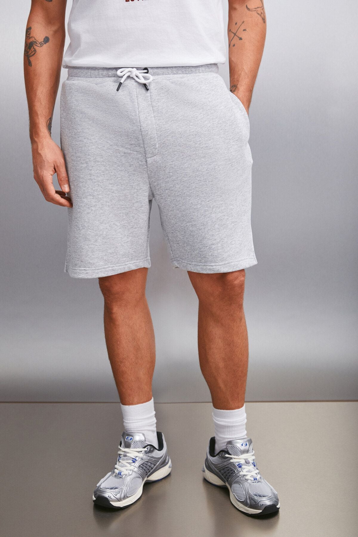 Uncertain Men's Comfort Fit Grimelanj shorts & Bermuda