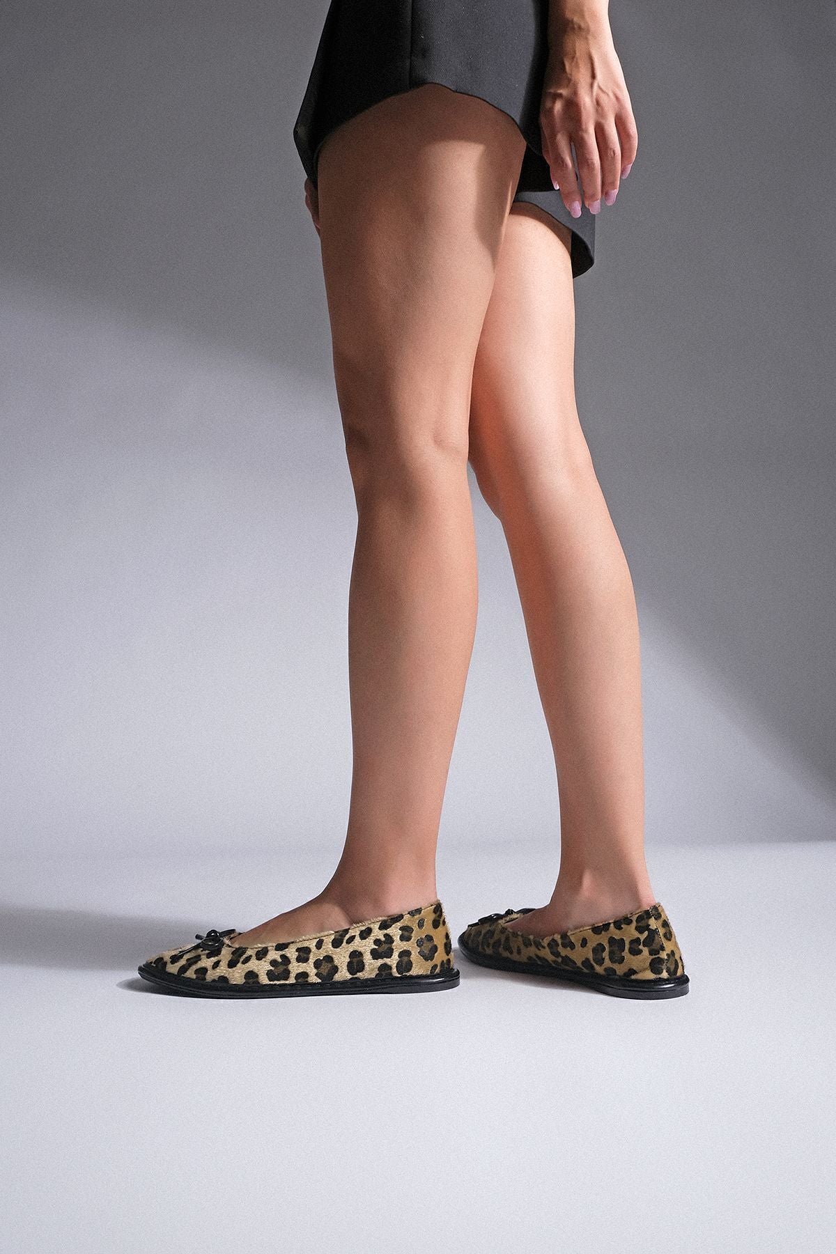 Women's Bow Detail Foldable Babet Linsar Leopard